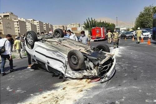 تصادف سمند با تریلر چهار مصدوم بر جای گذاشت