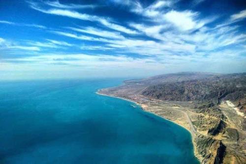 ارتفاع موج در خلیج فارس به 3 متر می رسد