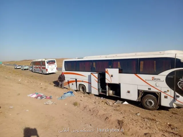 واژگونی یک دستگاه اتوبوس مسافربری در این جاده