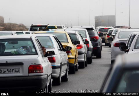 ترافیك در باند شمالی آزادراه تهران- كرج نیمه سنگین است