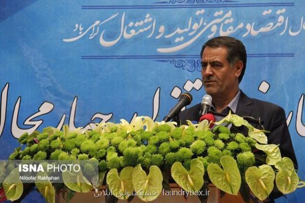 عده ای اعلامیه داده و با لودر آبگیر بن- بروجن را تخریب كردند و كسی چیزی نگفت