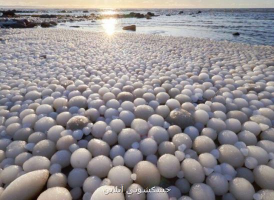تخم مرغ های یخی مرموز در ساحل فنلاند