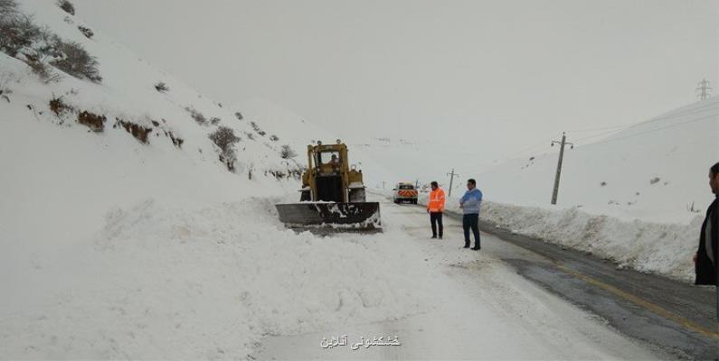 جاده های ۱۳ استان درگیر برف و باران محدودیت ترافیكی در هراز